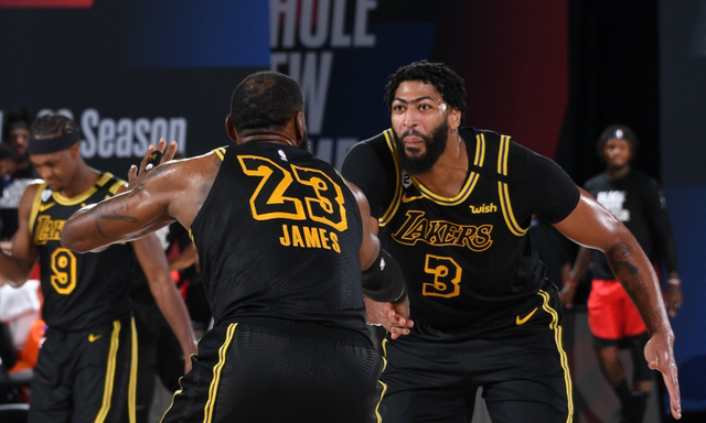 随后直线突 随后直线突