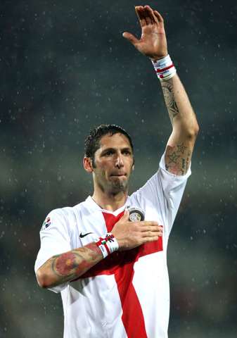 的双重身份 的双重身份